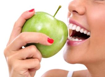 Natural Ways To Keep Your Teeth Strong